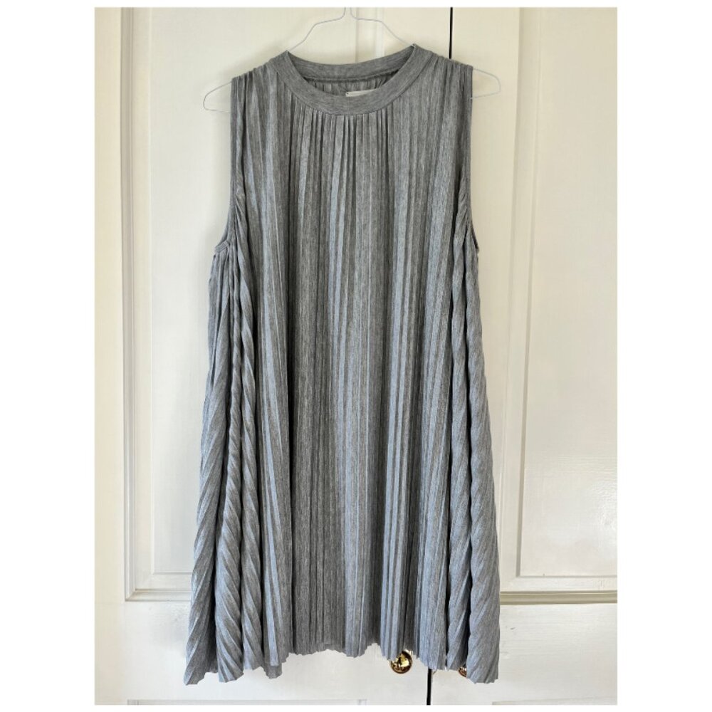 Lou & Grey Casual Grey Dress